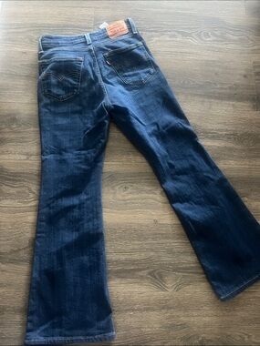 Levi's Women's Dark Blue Flare Jeans vintage style